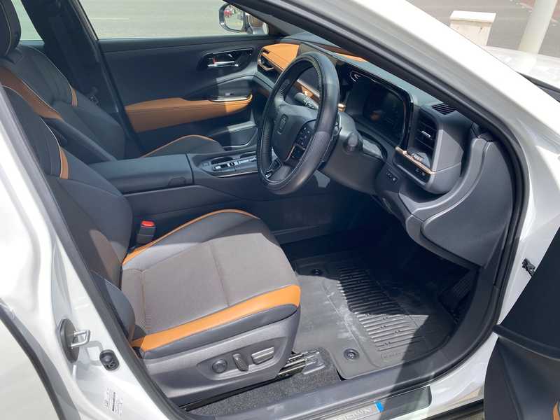 2022 Toyota Crown 2,4L 2022 Cyprus