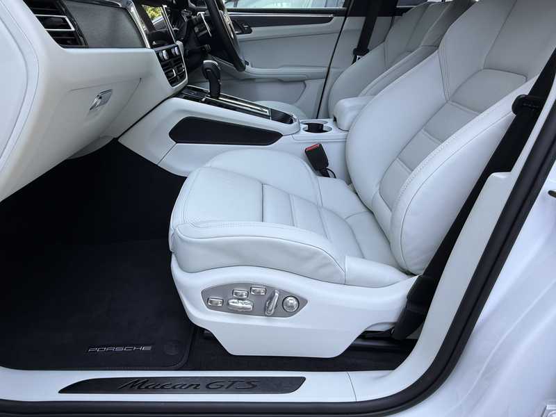 2025 Porsche Macan 2,9L 2025 Cyprus