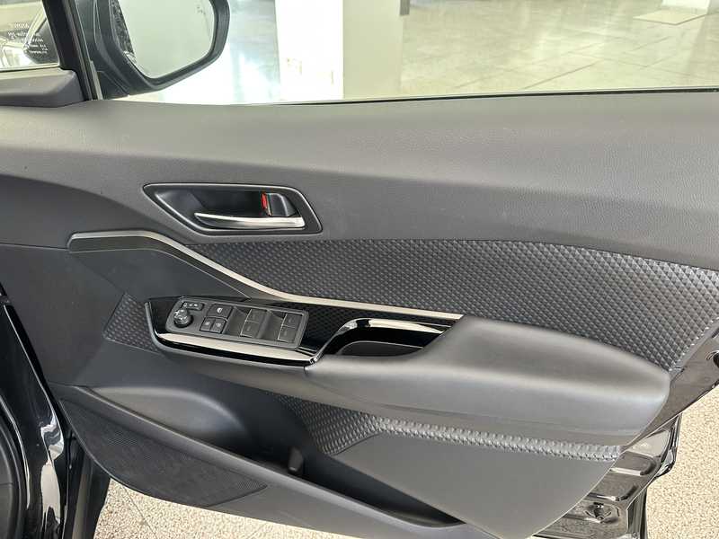 2023 Toyota C-HR 1,8L 2023 Cyprus