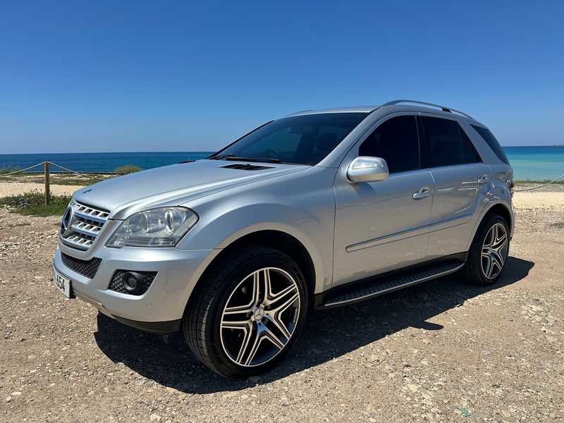Mercedes-Benz M-Class 3,2L 2009