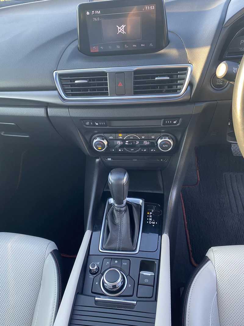 2017 Mazda Axela 2,2L 2017 Cyprus