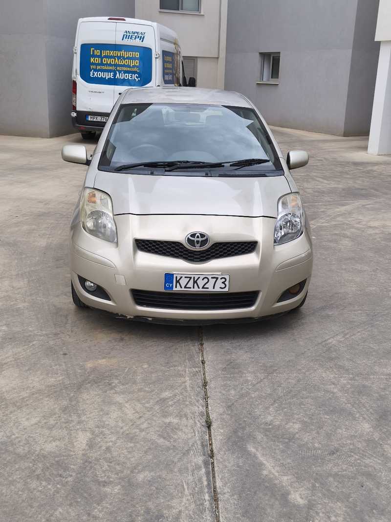 2011 Toyota Yaris 1,3L 2011 Cyprus