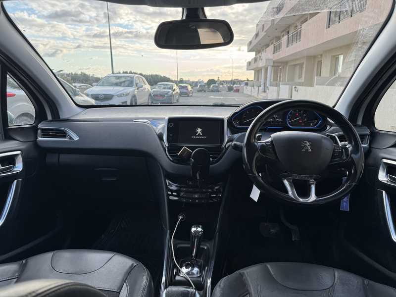 2014 Peugeot 2008 1,6L 2014 Cyprus
