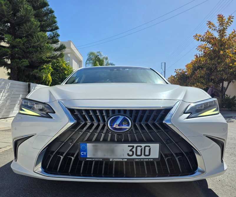 2022 Lexus ES300h 2,5L 2022 Cyprus