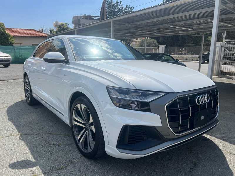Audi Q8 3,0L 2022