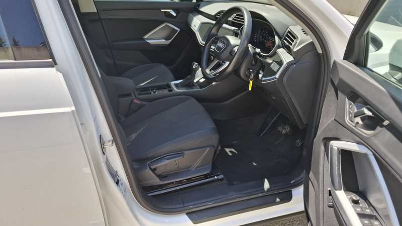 2022 Audi Q3 1,5L 2022 Cyprus