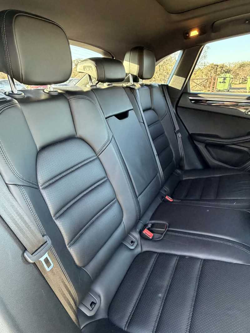 2017 Porsche Macan 3,0L 2017 Cyprus