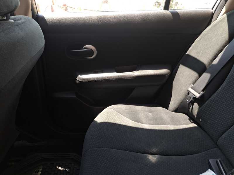 2011 Nissan Tiida 1,6L 2011 Cyprus
