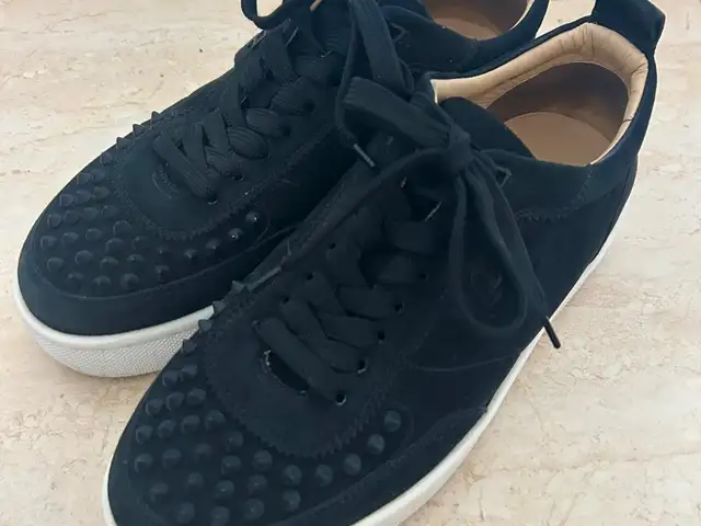 Christian louboutin happy rui spikes black suede size39 unisex, Paphos — Agios Georgios