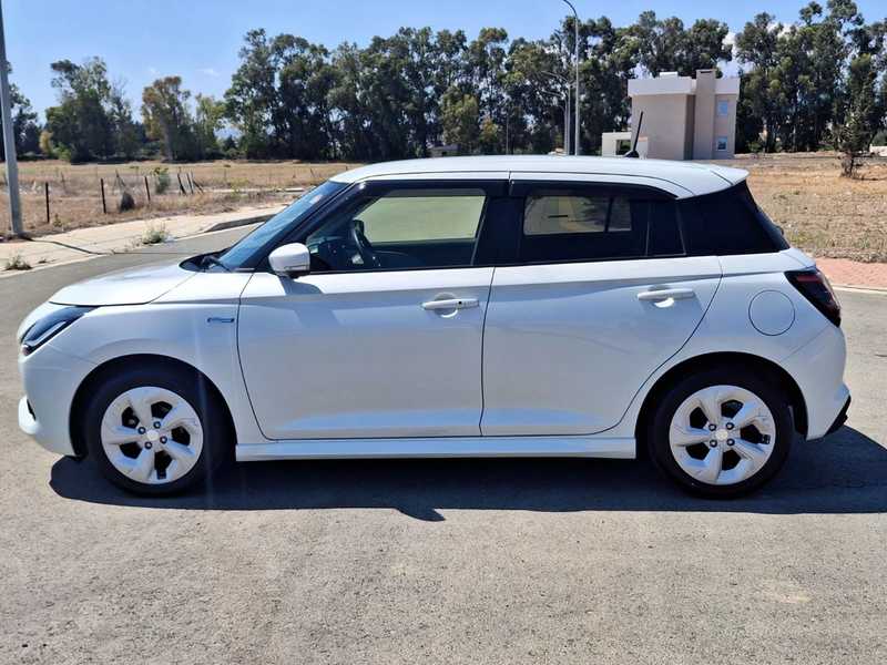 2024 Suzuki Swift 1,2L 2024 Cyprus