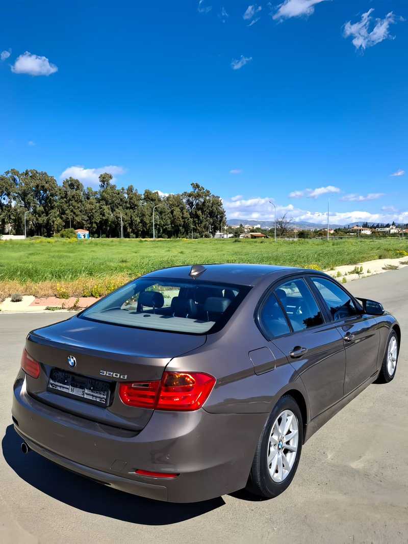 2013 BMW 3-Series 2,0L 2013 Cyprus