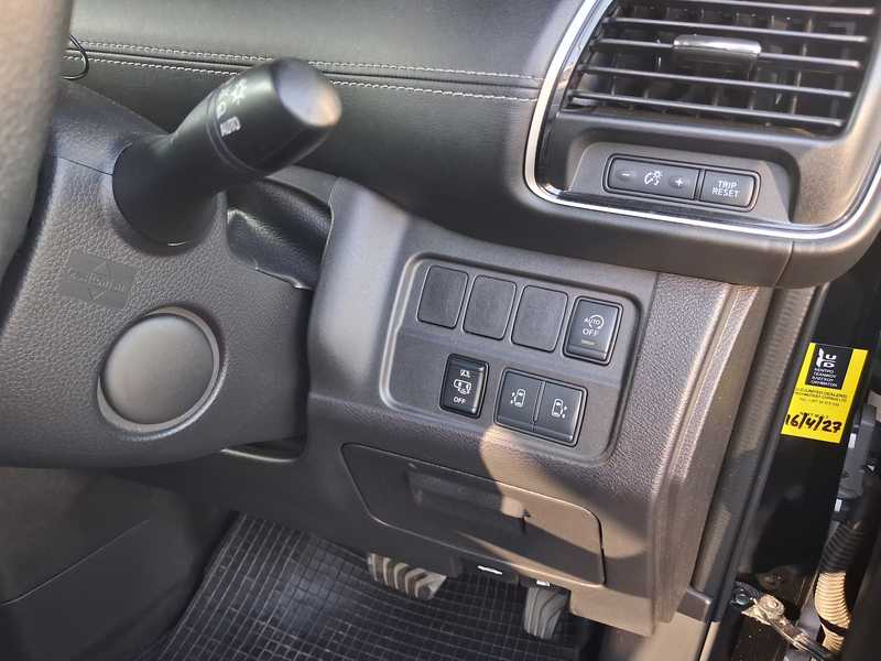 2020 Nissan Serena 2,0L 2020 Cyprus