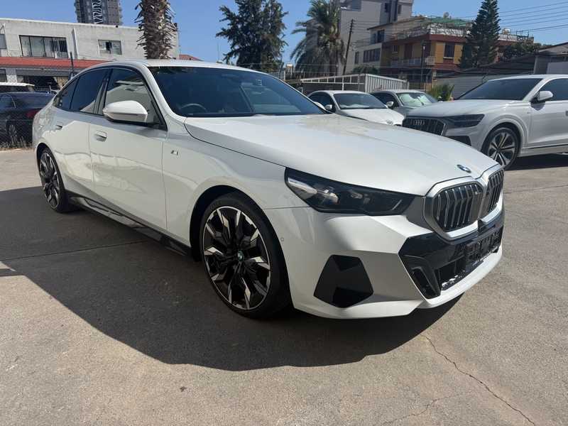 BMW 5-Series 2,0L 2024