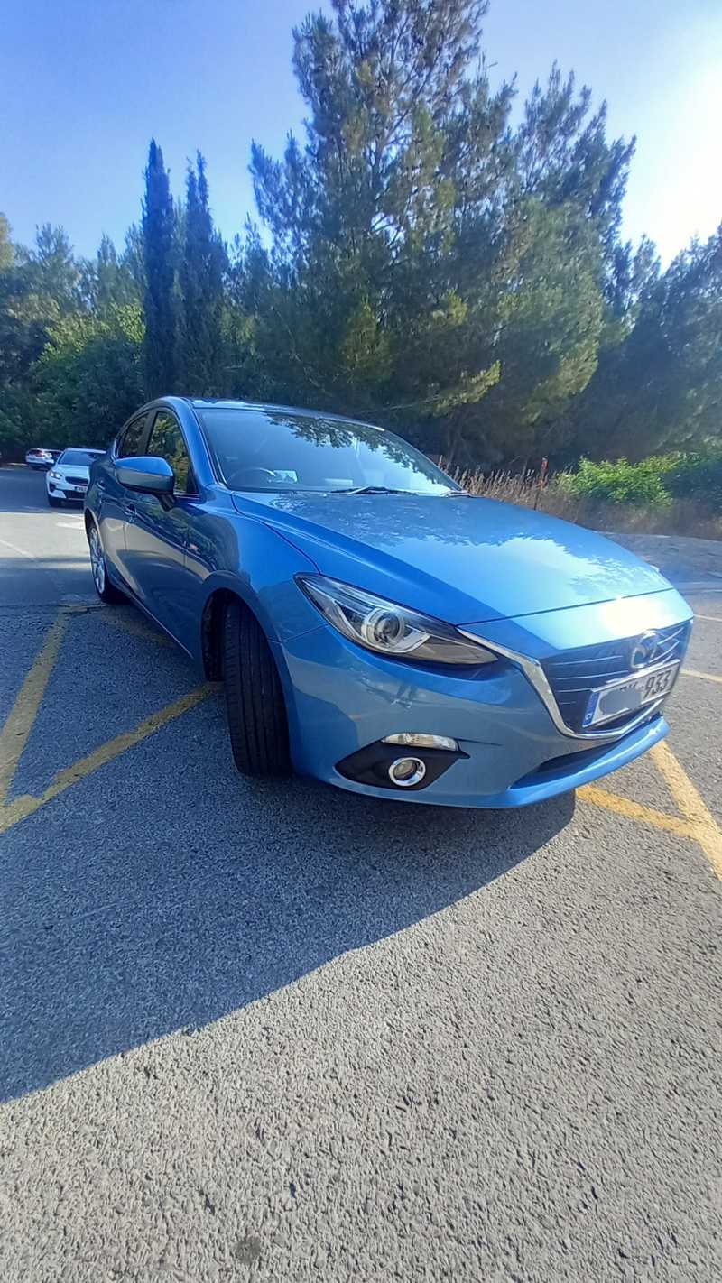 Mazda Axela 2,0L 2013