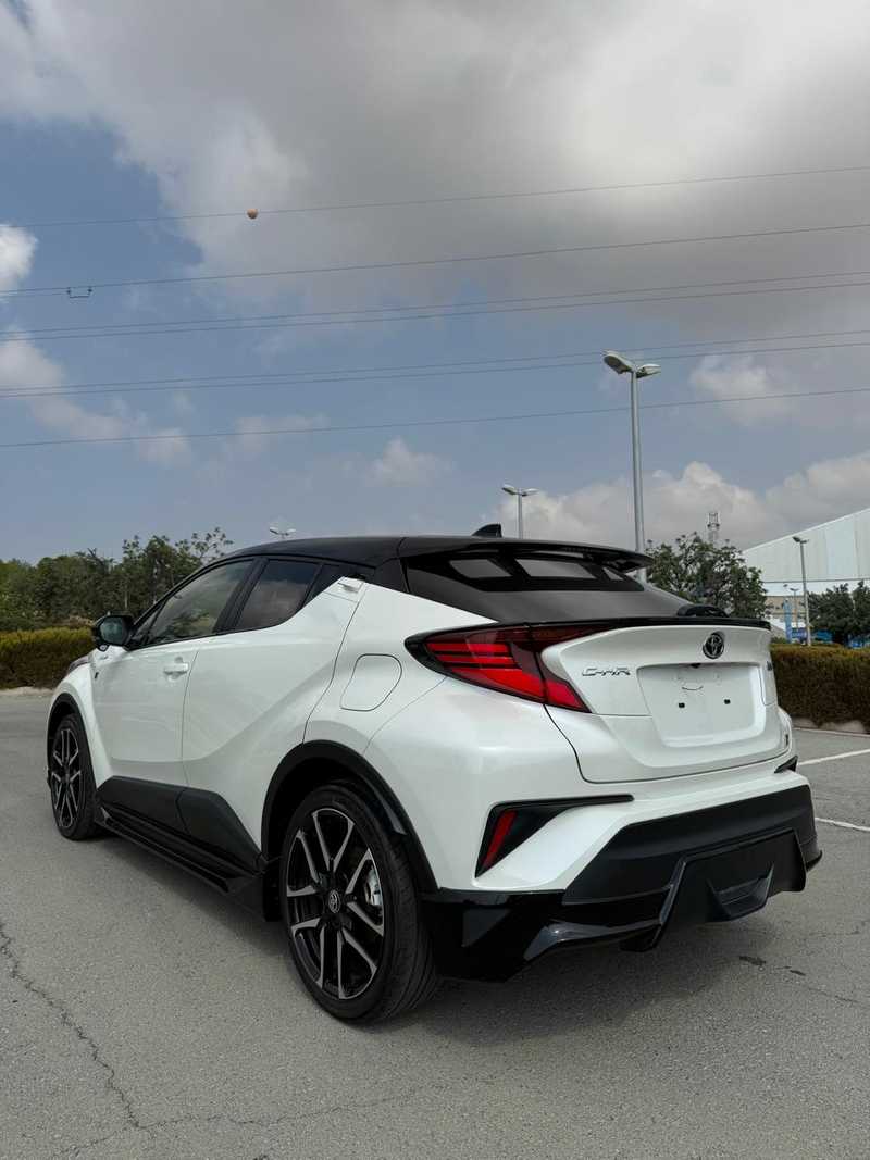 2022 Toyota C-HR 1,8L 2022 Cyprus