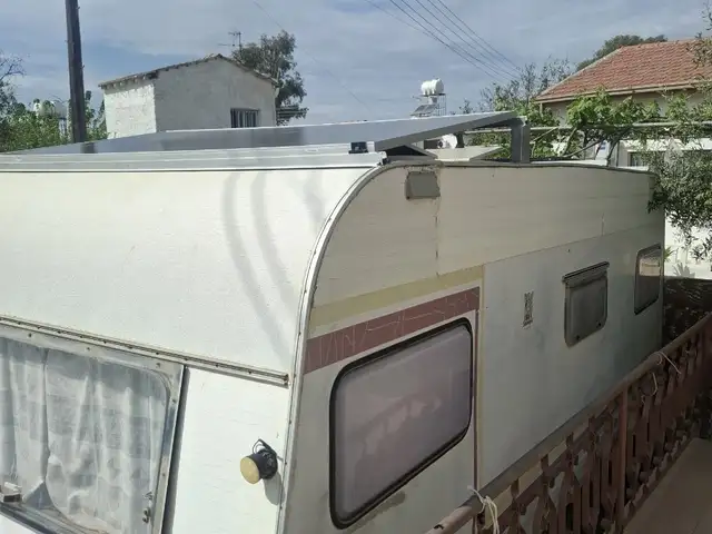 Caravan, Nicosia — Meniko - 2