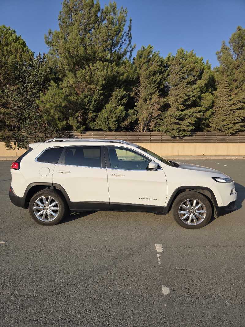 2015 Jeep Cherokee 2,0L 2015 Cyprus
