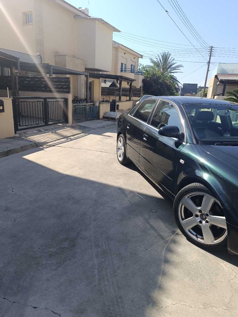 2007 Audi A4 2,0L 2007 Cyprus