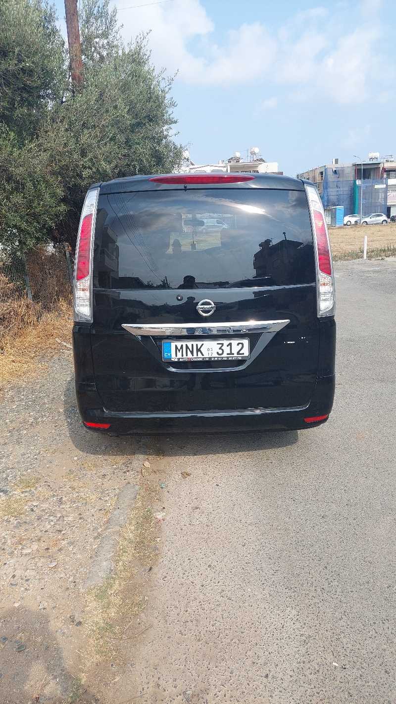 2012 Nissan Serena 2,0L 2012 Cyprus