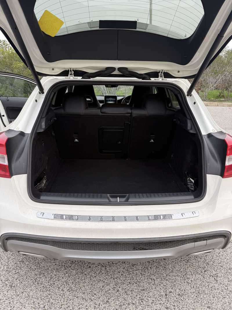2015 Mercedes-Benz GLA-Class 2,0L 2015 Cyprus