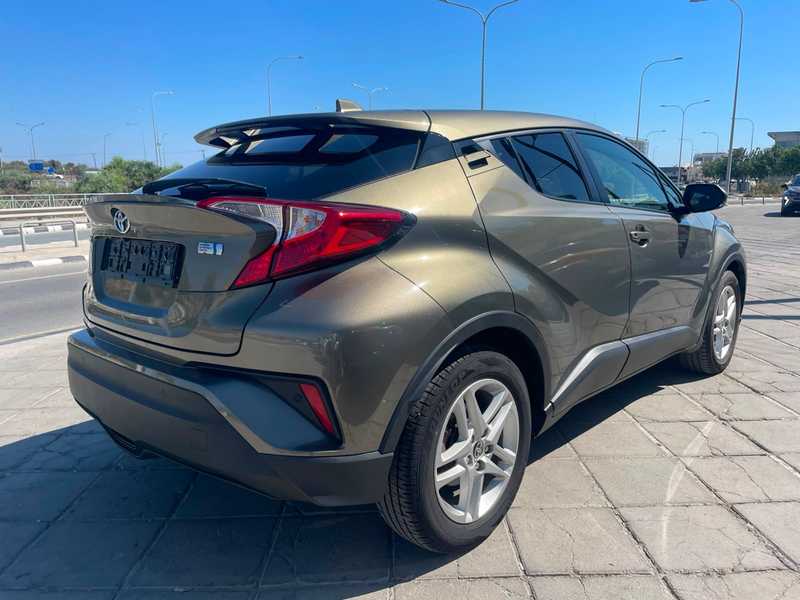 2022 Toyota C-HR 1,8L 2022 Cyprus