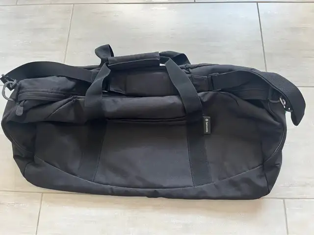 Samsonite duffel bag, Nicosia — Strovolos - Stavros