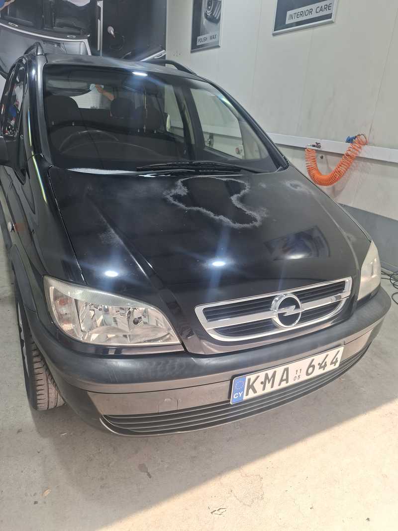 2005 Opel, Vauxhall Zafira 1,6L 2005 Cyprus