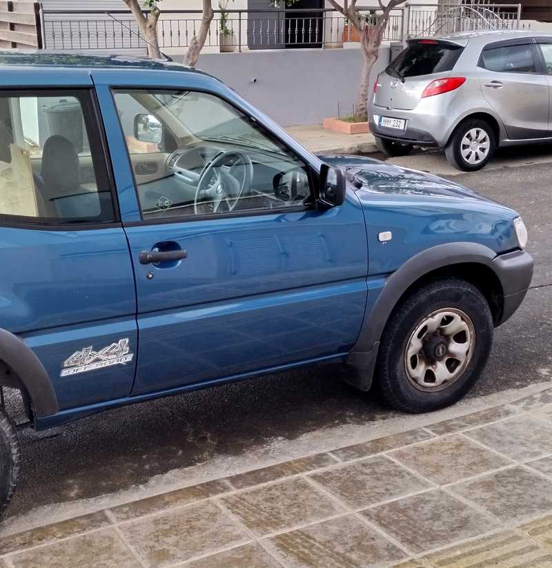 Nissan Terrano 2,7L 2001