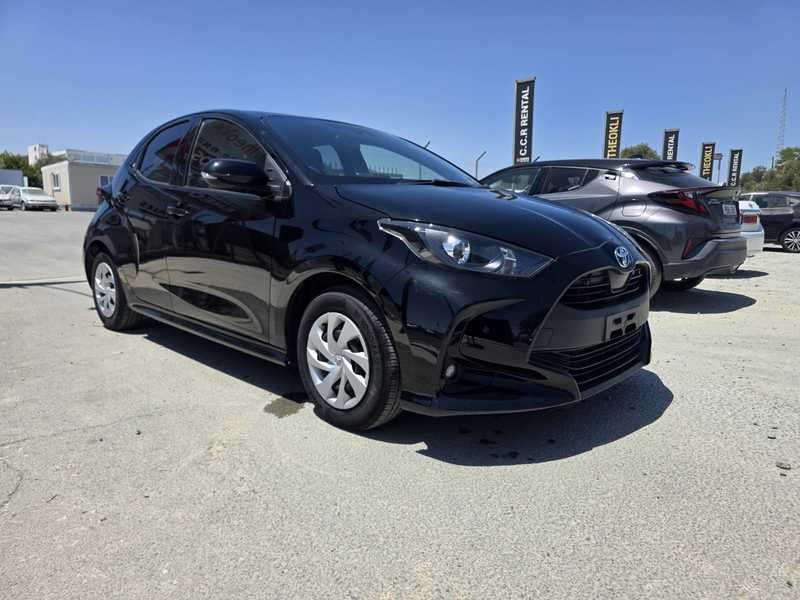 2022 Toyota Yaris 1,5L 2022 Cyprus