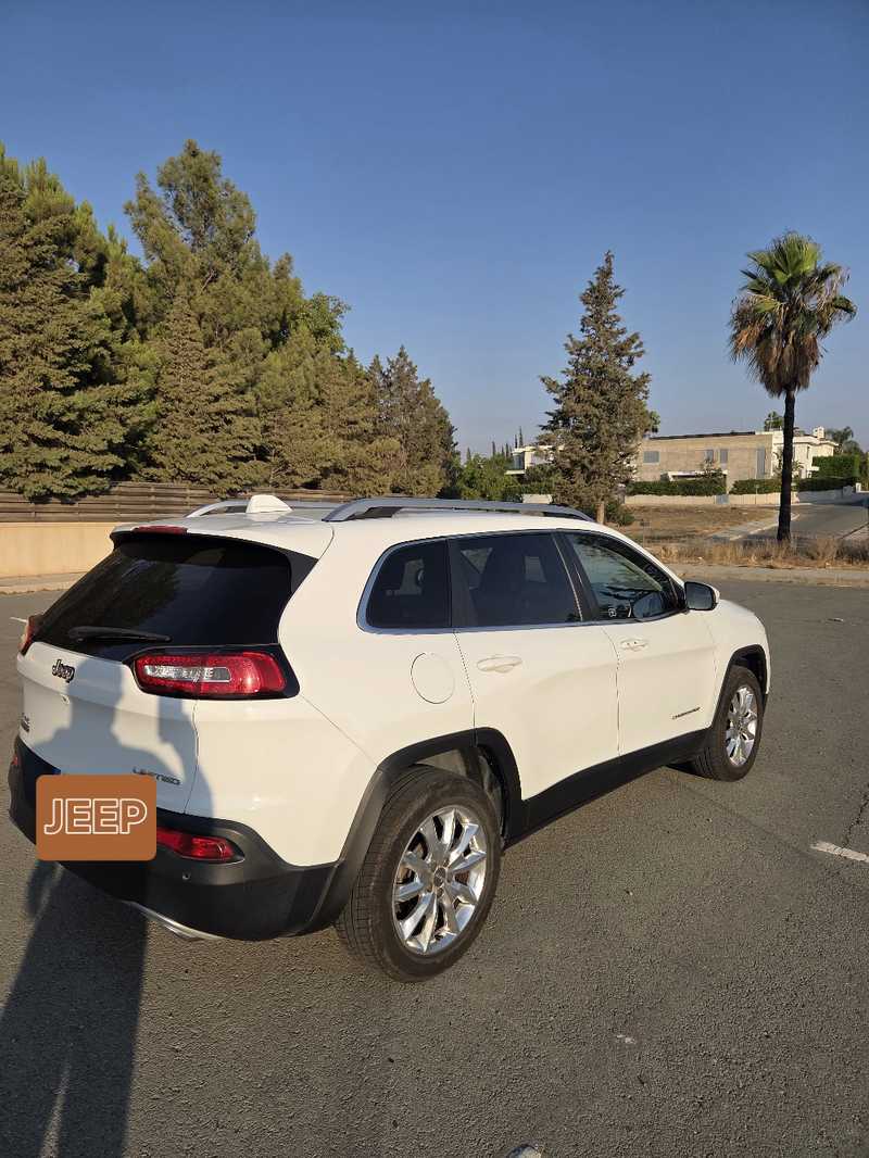 2015 Jeep Cherokee 2,0L 2015 Cyprus