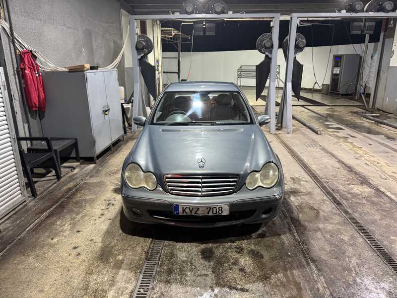 2005 Mercedes-Benz C-Class 2,2L 2005 Cyprus