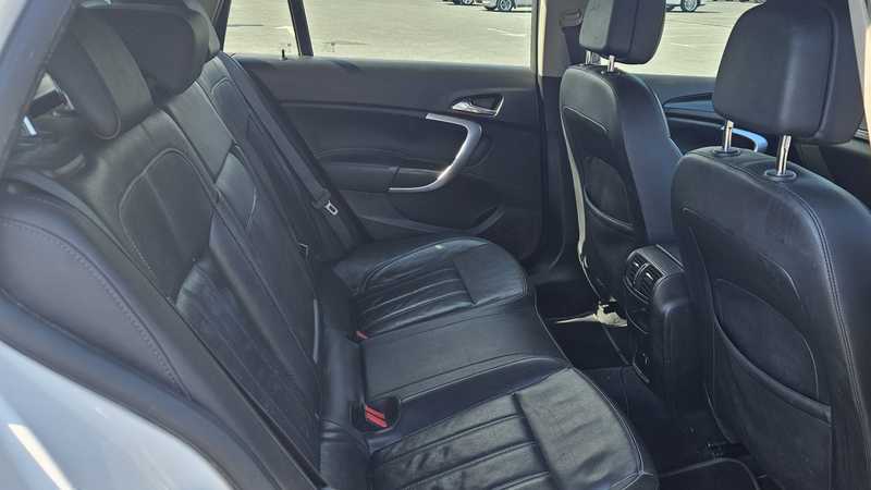 2014 Opel, Vauxhall Insignia 2,0L 2014 Cyprus