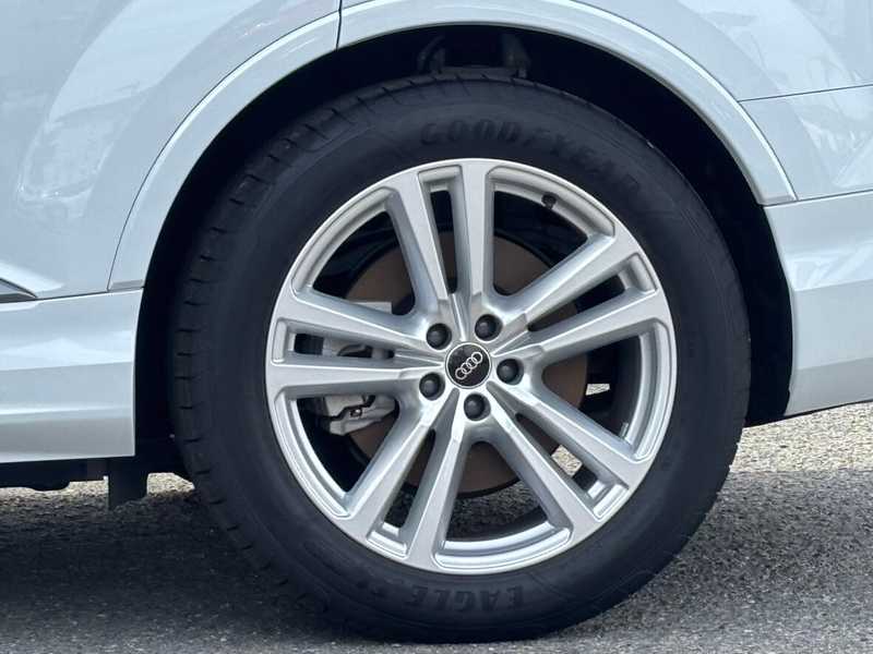 2024 Audi Q7 3,0L 2024 Cyprus