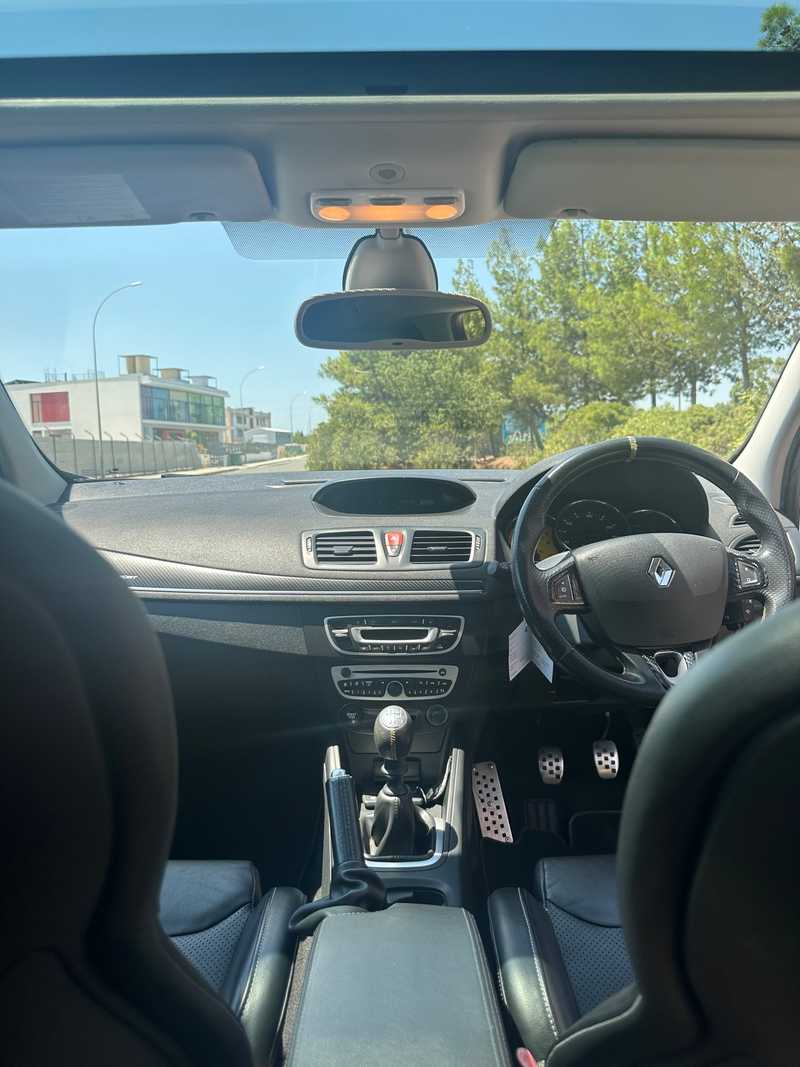 2014 Renault Megane 2,0L 2014 Cyprus