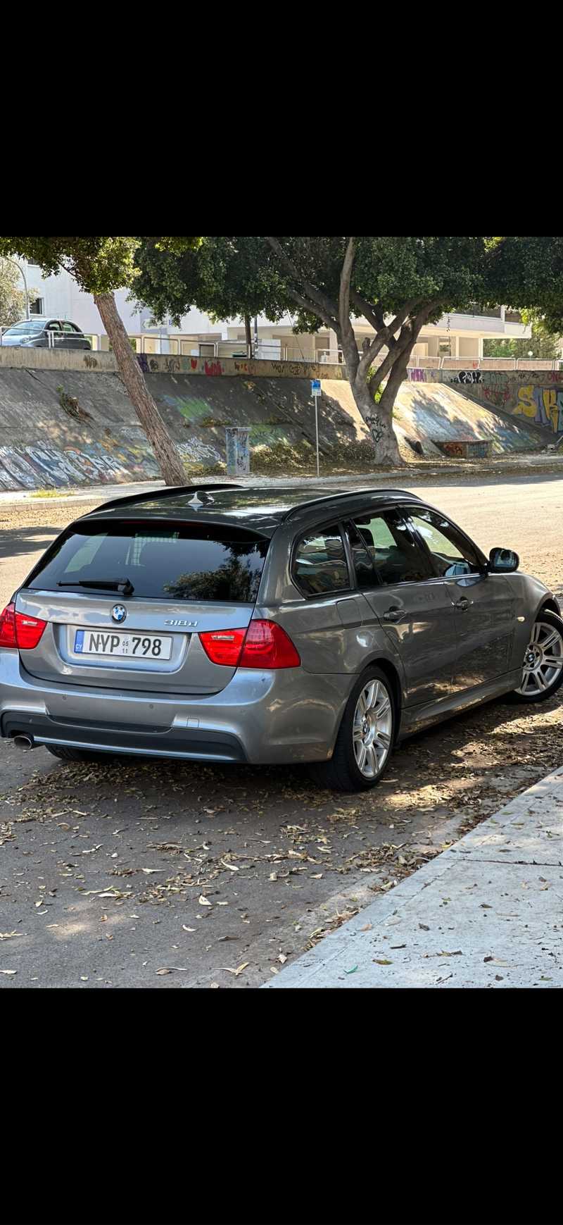 2011 BMW 3-Series 2,0L 2011 Cyprus