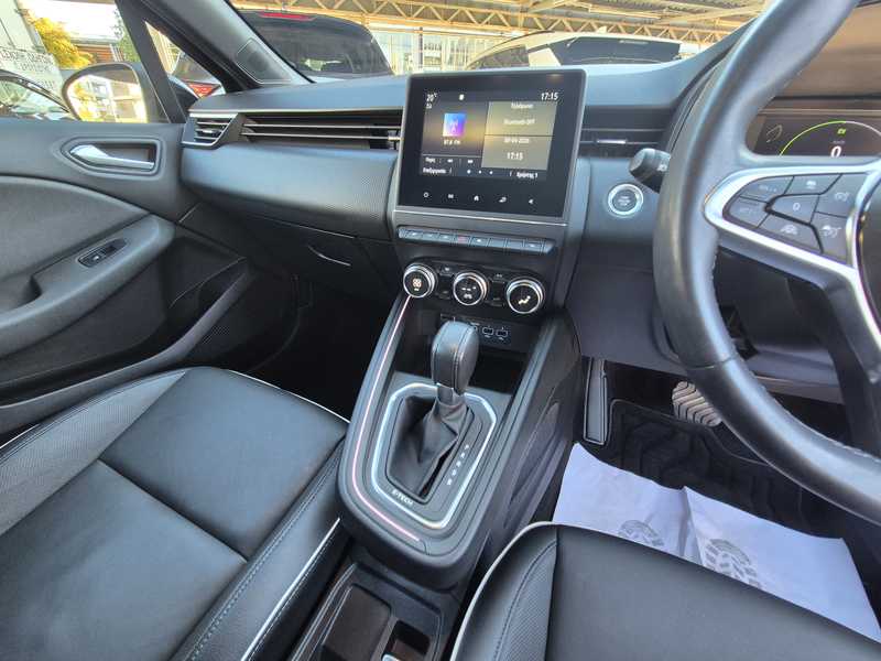 2022 Renault Clio 1,6L 2022 Cyprus