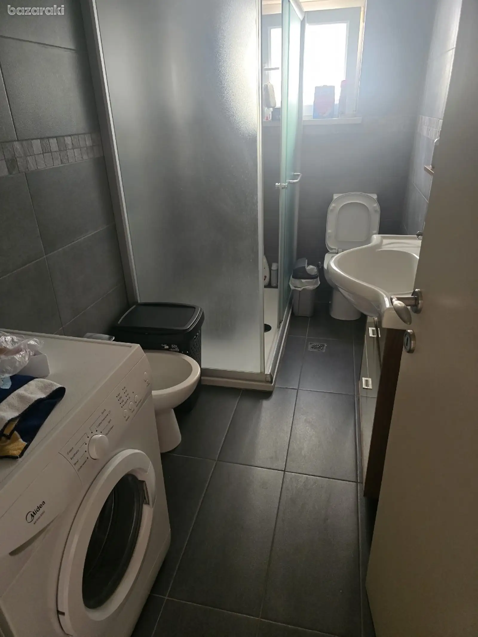 Room — 3