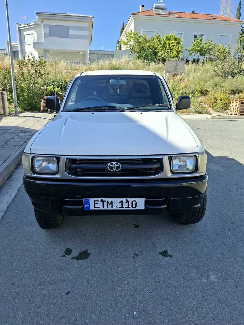 1998 Toyota Hilux 2,8L 1998 Cyprus