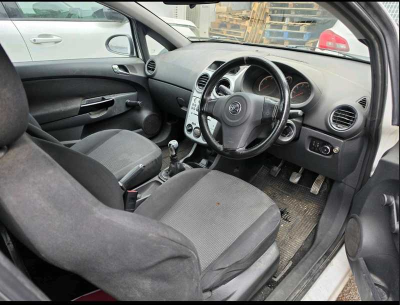 2011 Opel, Vauxhall Corsa 1,3L 2011 Cyprus