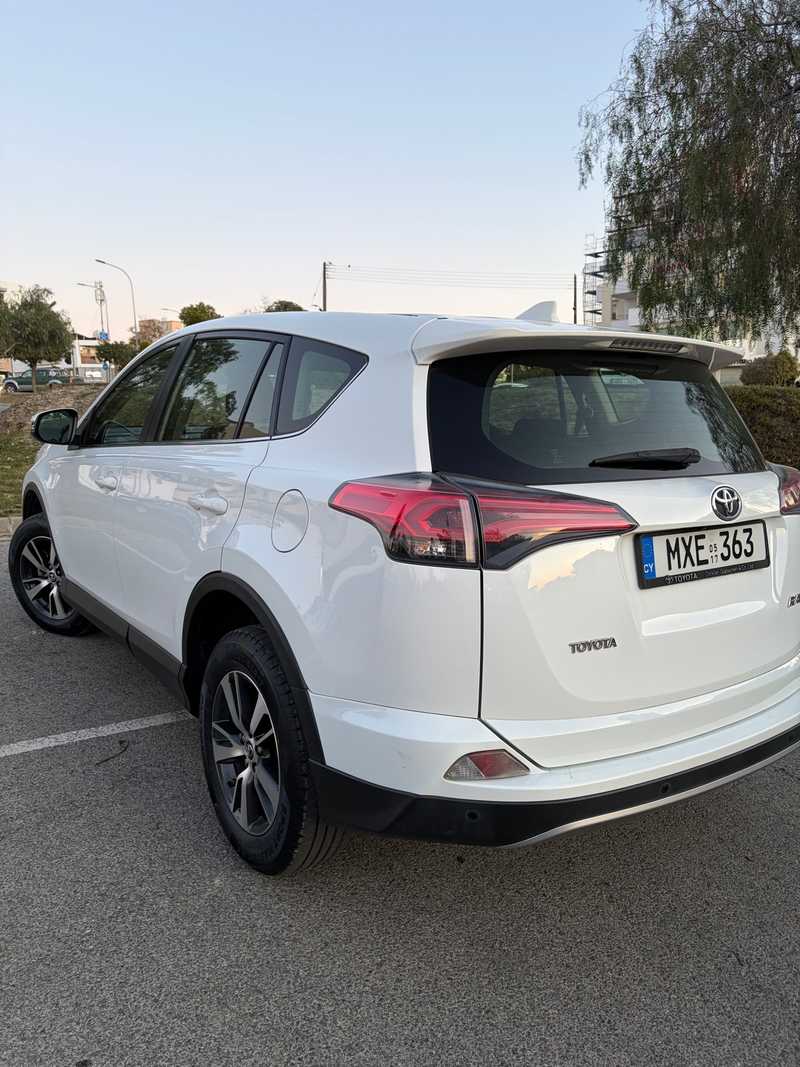 2017 Toyota RAV4 2,0L 2017 Cyprus