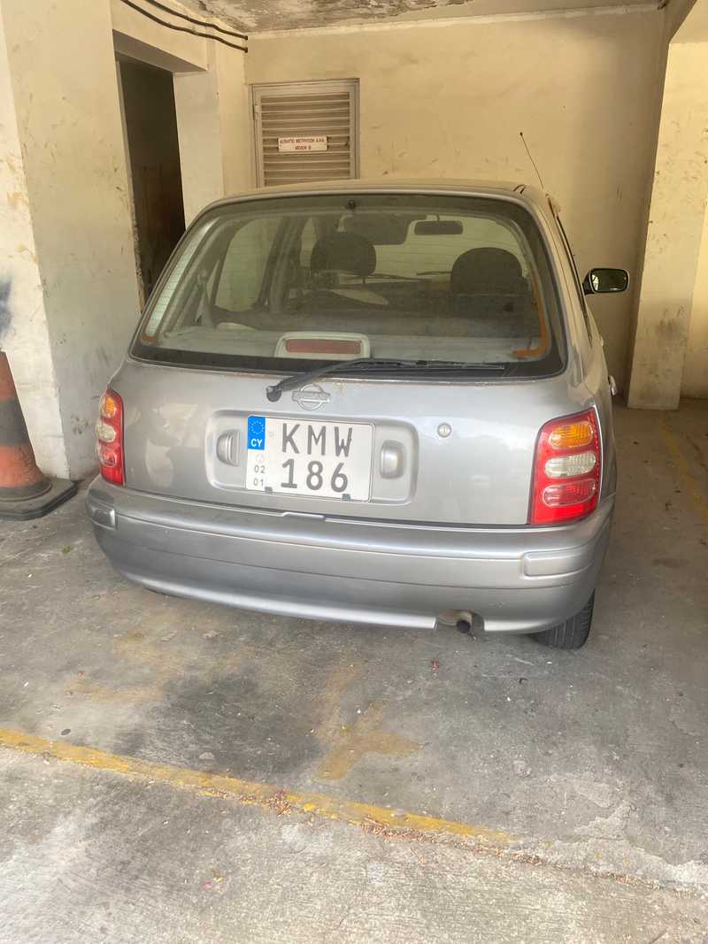 Nissan March 1,1L 2001