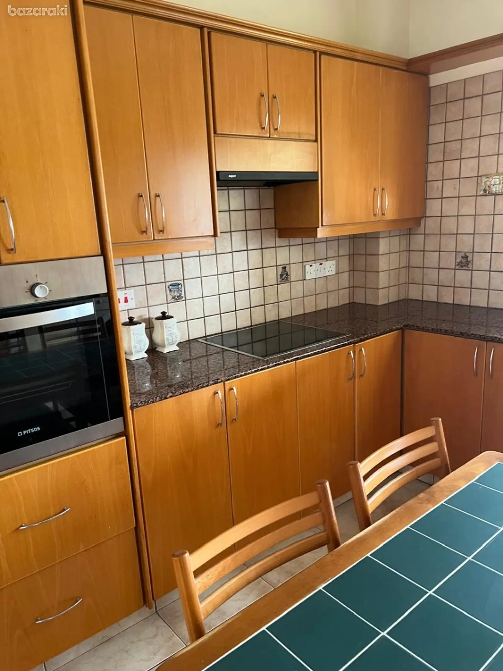 House, 3 bedrooms — 6