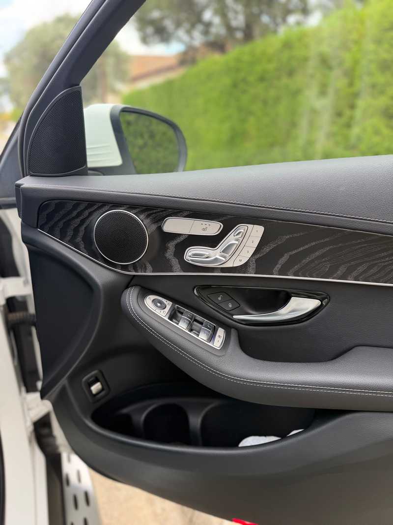 2022 Mercedes-Benz GLC-Class 2,0L 2022 Cyprus