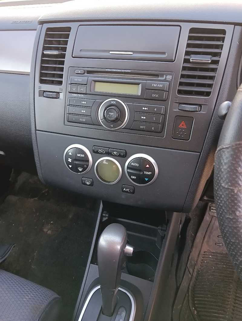 2005 Nissan Tiida 1,4L 2005 Cyprus