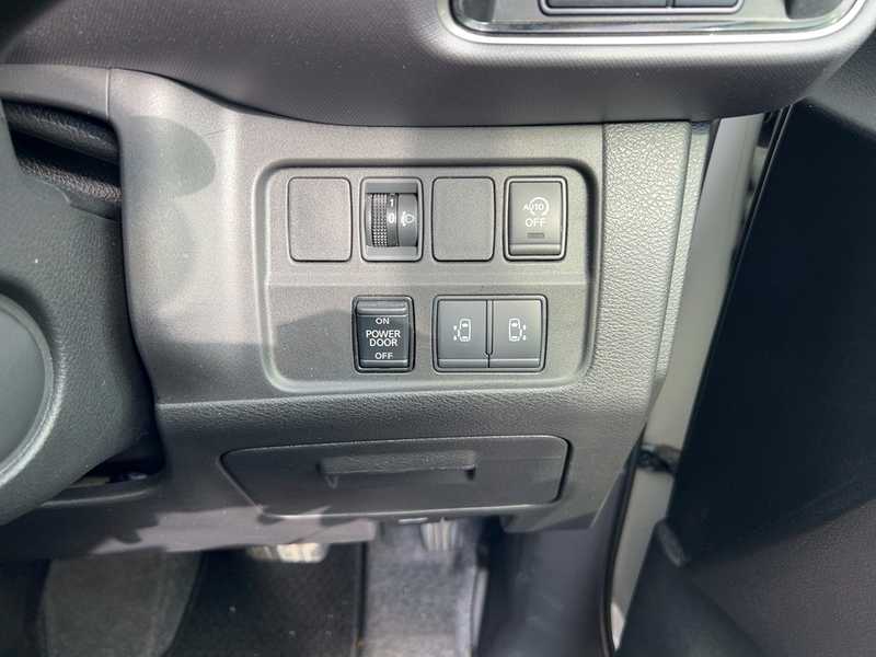 2022 Nissan Serena 2,0L 2022 Cyprus