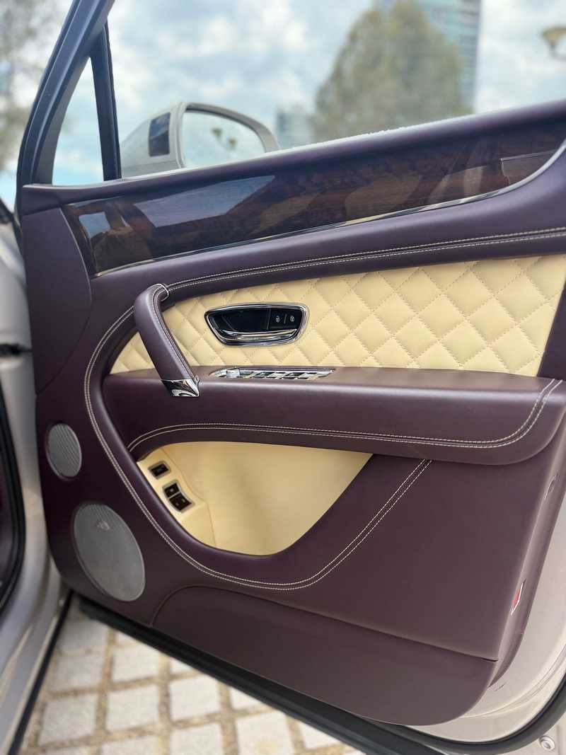 2019 Bentley Bentayga 4,0L 2019 Cyprus
