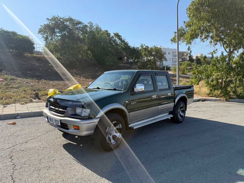 2000 Chevrolet Luv 3,0L 2000 Cyprus