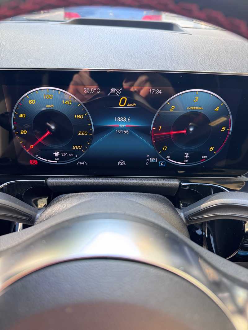 2023 Mercedes-Benz GLA-Class 2,0L 2023 Cyprus