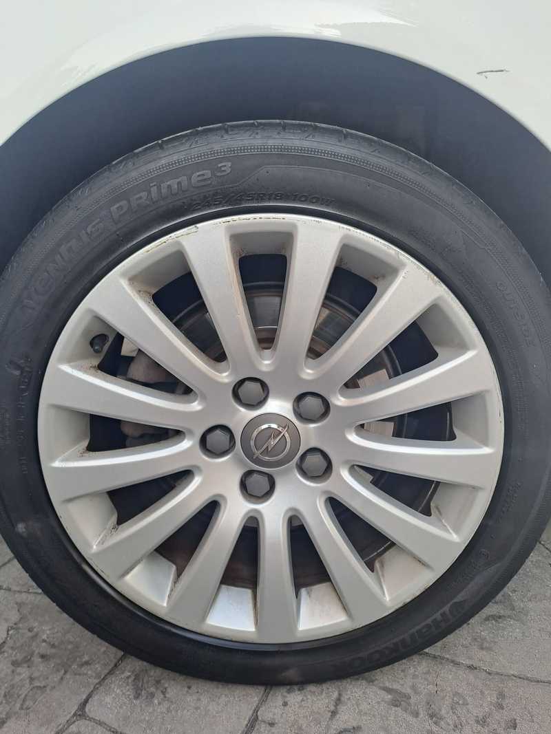 2011 Opel, Vauxhall Insignia 1,6L 2011 Cyprus