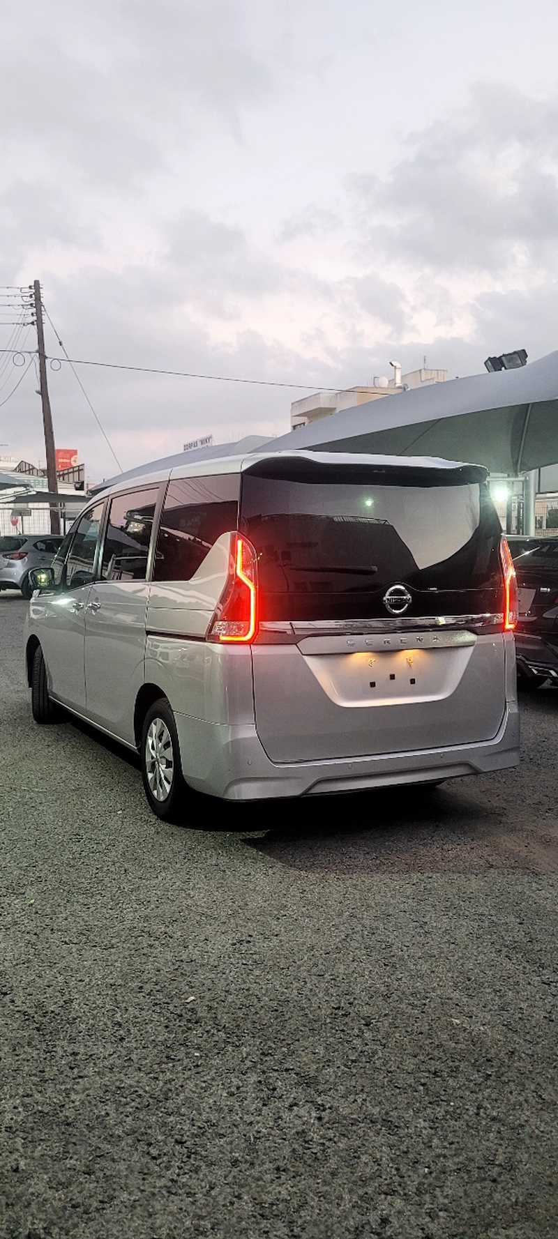 2021 Nissan Serena 2,0L 2021 Cyprus